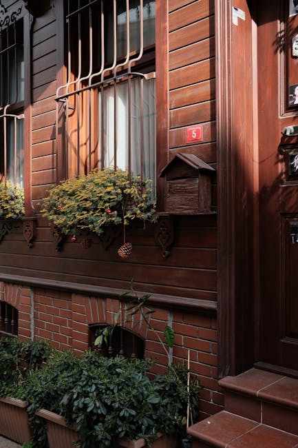 Credit score tracking dashboard